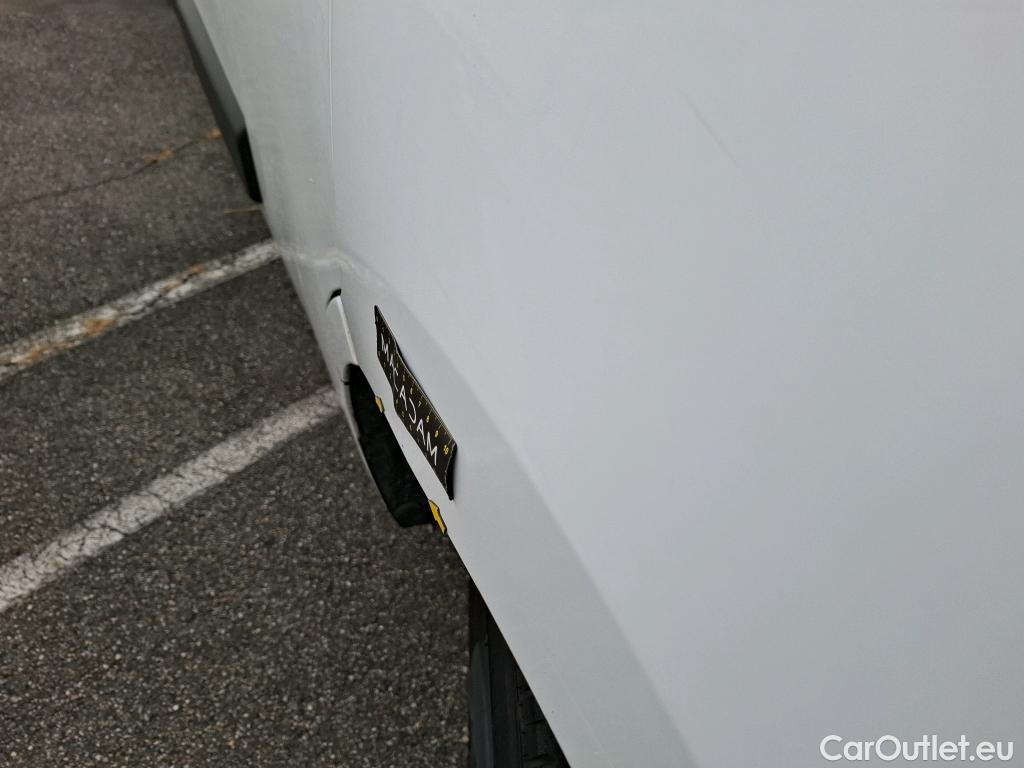  Renault  Master RENAULT  VU 4p Fourgon FG GCf Trac F3500 L2H2 Energy dCi 145 E6 #59