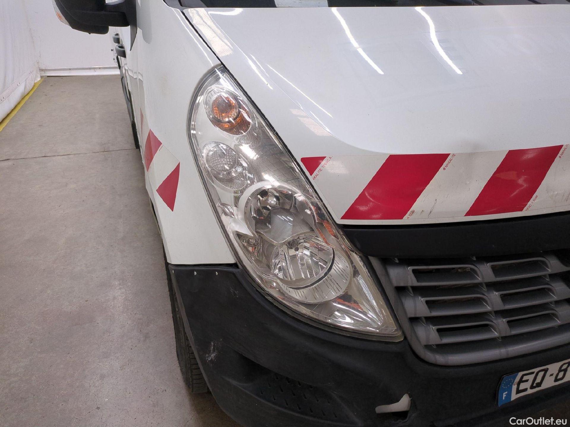  Renault  Master  Fourgon L2H2 3 5 Grand Confort dCi 130CV BVM6 E6 #26