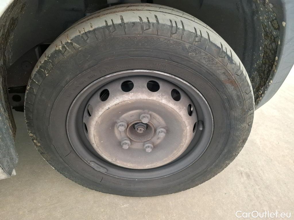  Renault  Master RENAULT  VU 4p Fourgon CA GCf Trac F3500 L3H2 dCi 130 Euro6 #32