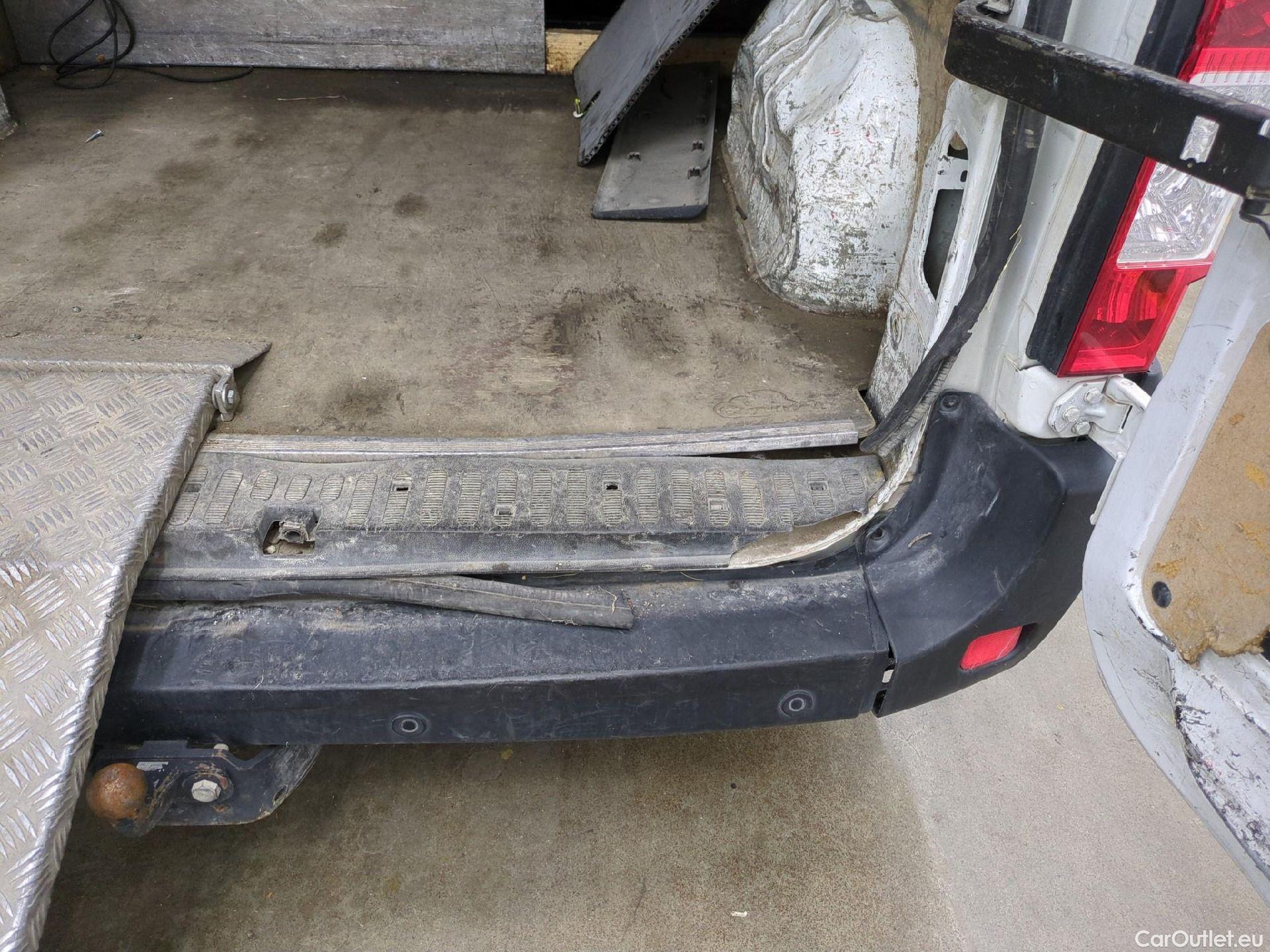  Renault  Master  Fourgon L2H2 3 5 Grand Confort dCi 130CV BVM6 E6 #9