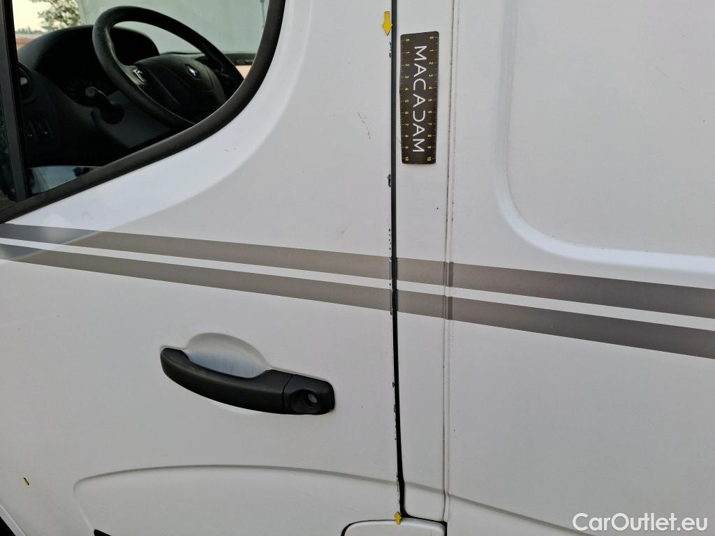  Renault  Master RENAULT  VU 4p Fourgon FG GCf Trac F3500 L2H2 Energy dCi 145 E6 #23