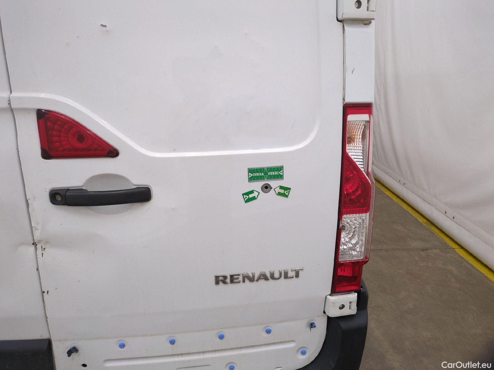  Renault  Master  Fourgon L2H2 3 5 Grand Confort dCi 130CV BVM6 E6 #77
