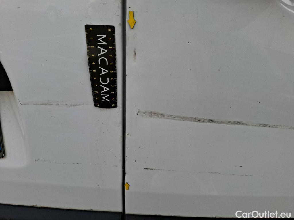  Renault  Master RENAULT  VU 4p Fourgon FG GCf Trac F3500 L2H2 Energy dCi 145 E6 #14