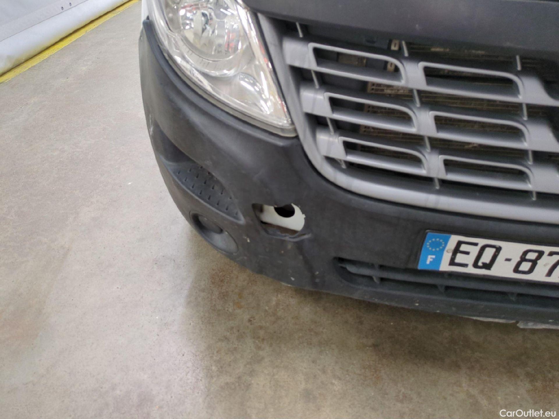  Renault  Master  Fourgon L2H2 3 5 Grand Confort dCi 130CV BVM6 E6 #21