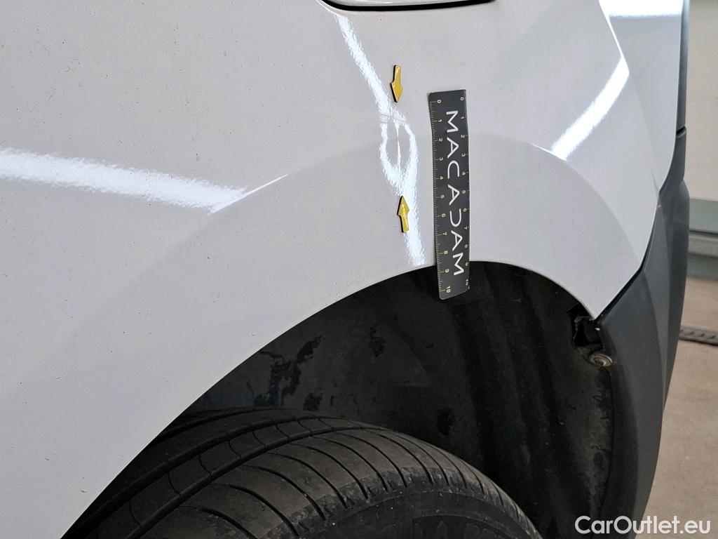  Renault  Kangoo RENAULT  Express / 2013 / 4P / Fourgonnette Grand Confort dCi 90 #22