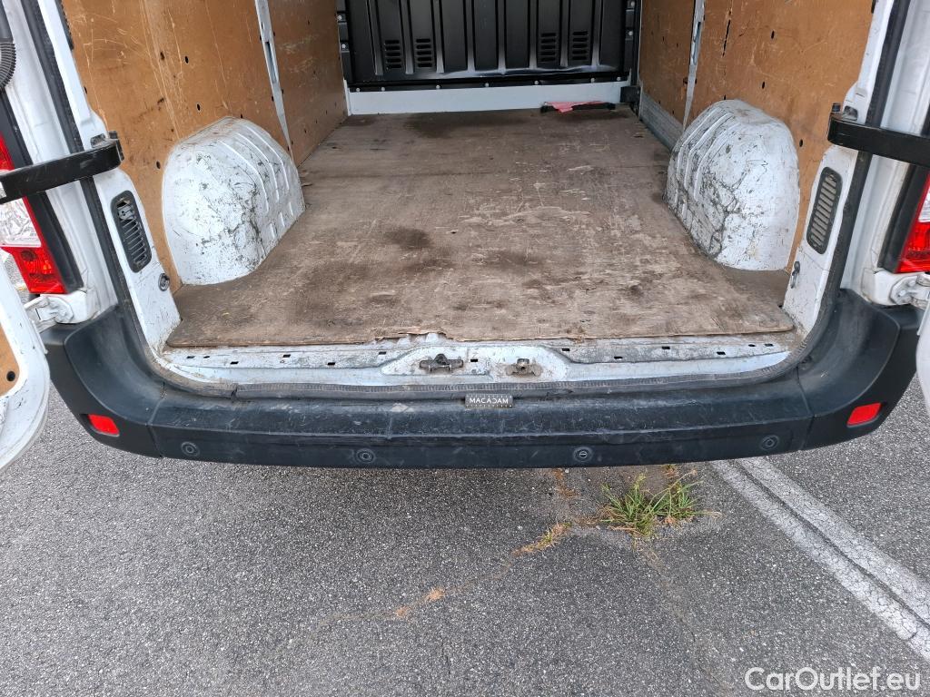  Renault  Master RENAULT  VU 4p Fourgon FG GCf Trac F3500 L2H2 Energy dCi 145 E6 #67