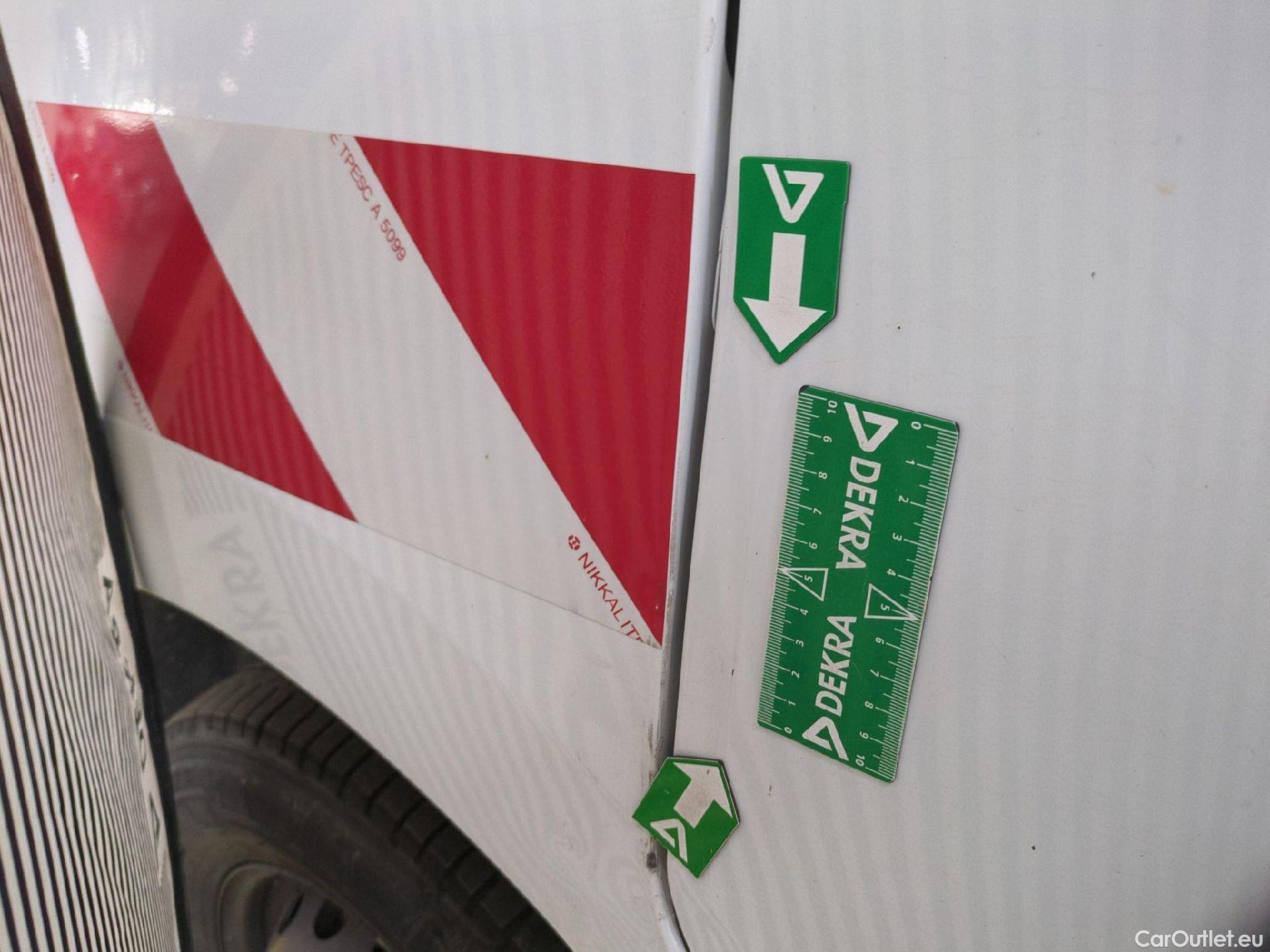  Renault  Master  Fourgon L2H2 3 5 Grand Confort dCi 130CV BVM6 E6 #38