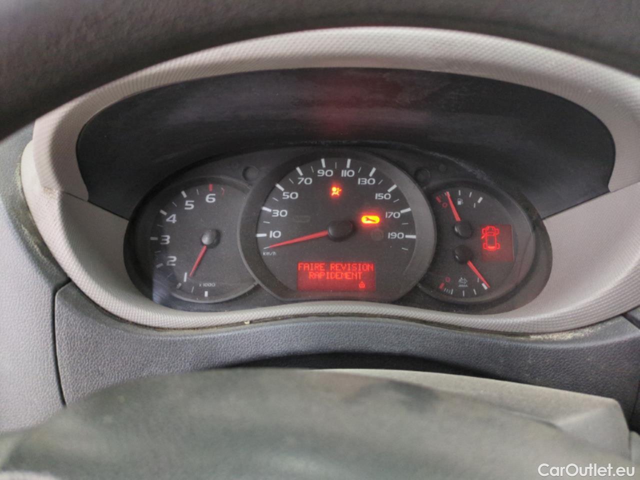 Renault  Master  Fourgon L2H2 3 5 Grand Confort dCi 130CV BVM6 E6 #165