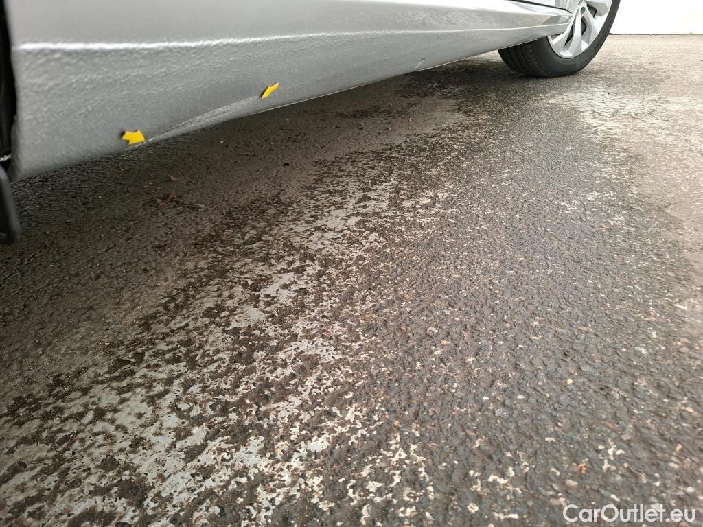  Renault  Megane  IV Berline 5pt. Société Air Nav 1.5 dCi 90CV BVM6 E6 #7