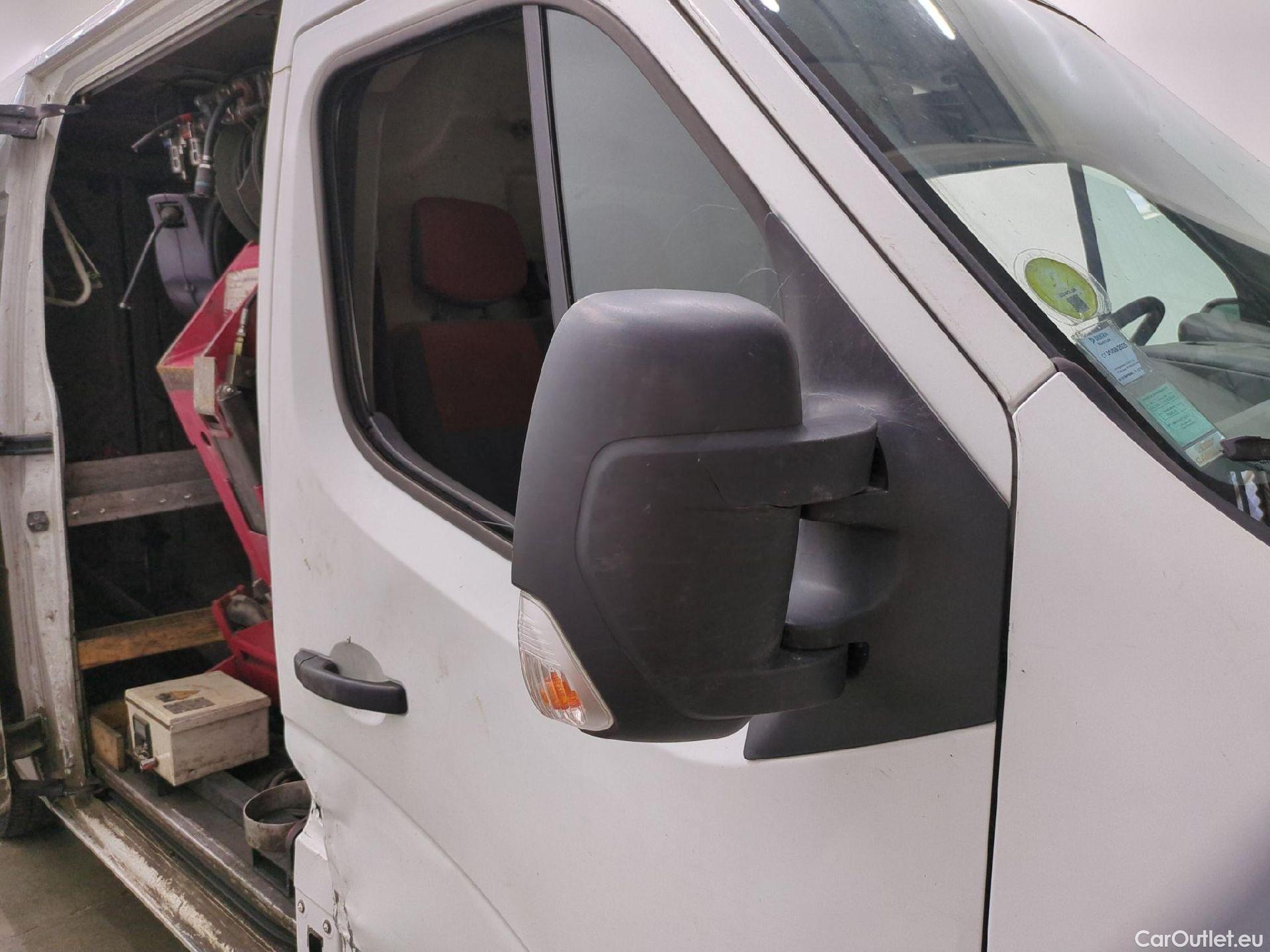  Renault  Master  Fourgon L2H2 3 5 Grand Confort dCi 130CV BVM6 E6 #143