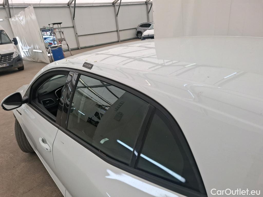  Renault  Megane  IV Berline 5pt. Société Air 1.5 dCi 90CV BVM6 E6 #70