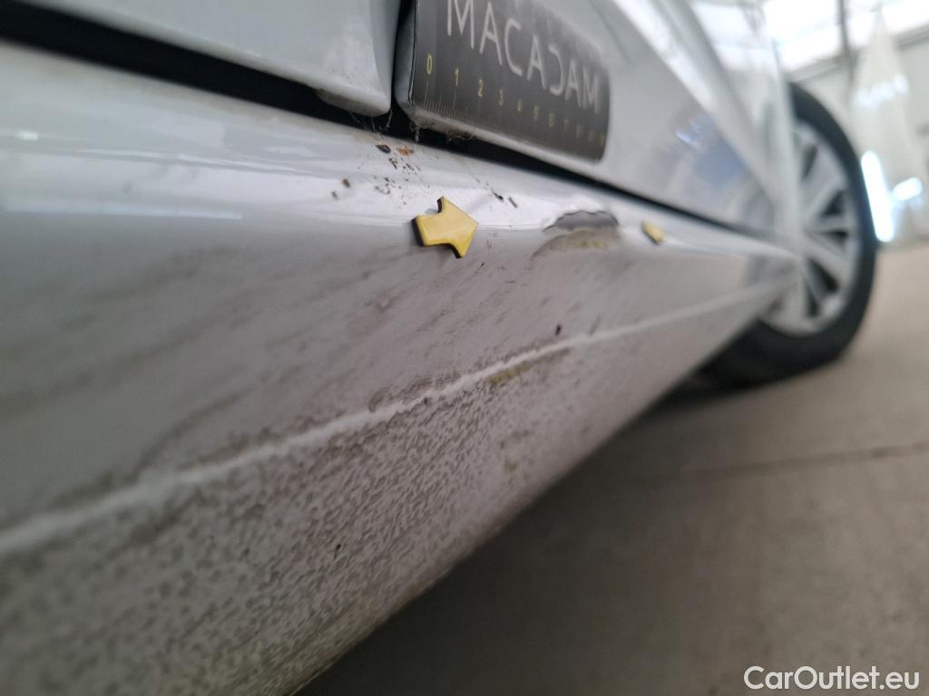  Renault  Megane  IV Berline 5pt. Société Air 1.5 dCi 90CV BVM6 E6 #67