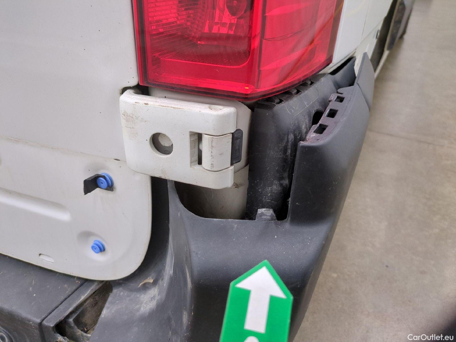  Renault  Master  Fourgon L2H2 3 5 Grand Confort dCi 130CV BVM6 E6 #93