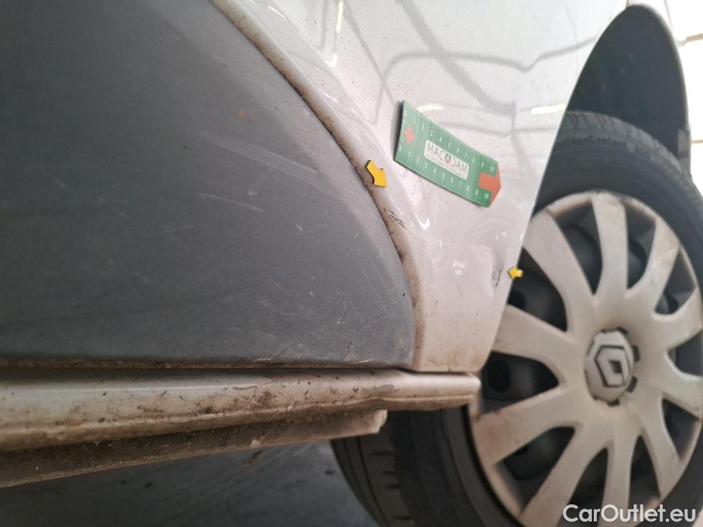  Renault  Trafic RENAULT  VU 4p Fourgon FG GCFL2H1 1200 dCi95 Stop&Start E6 #28