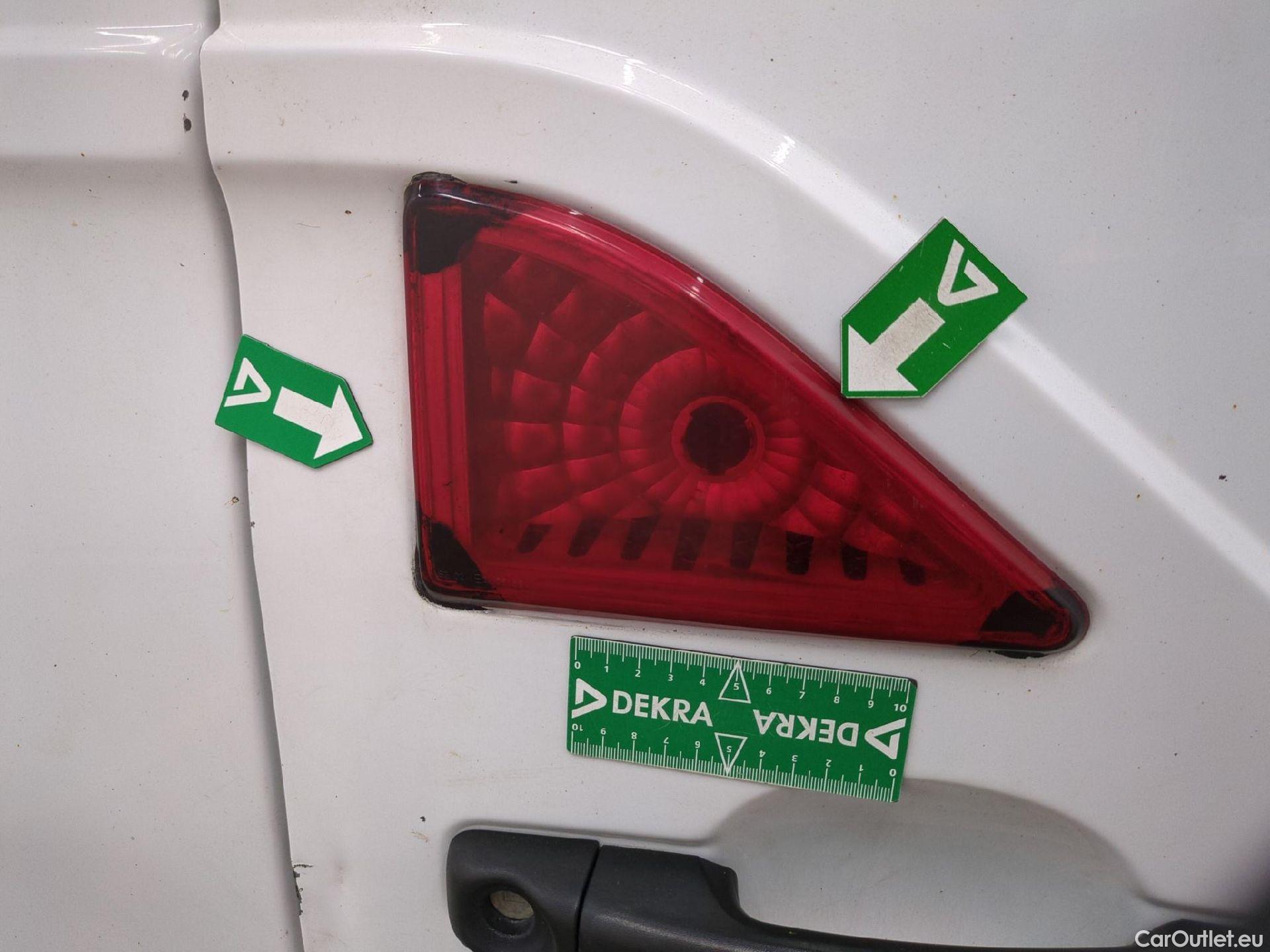  Renault  Master  Fourgon L2H2 3 5 Grand Confort dCi 130CV BVM6 E6 #89