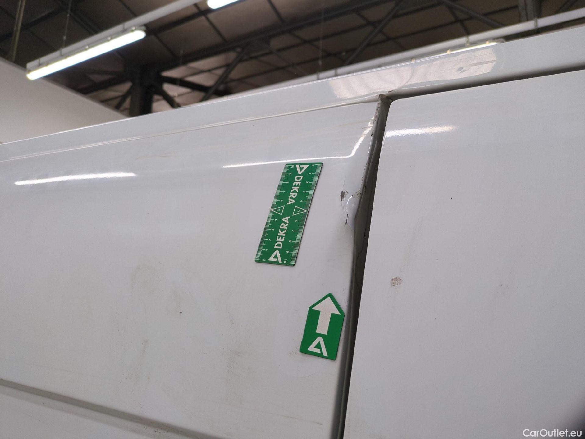  Renault  Master  Fourgon L2H2 3 5 Grand Confort dCi 130CV BVM6 E6 #103