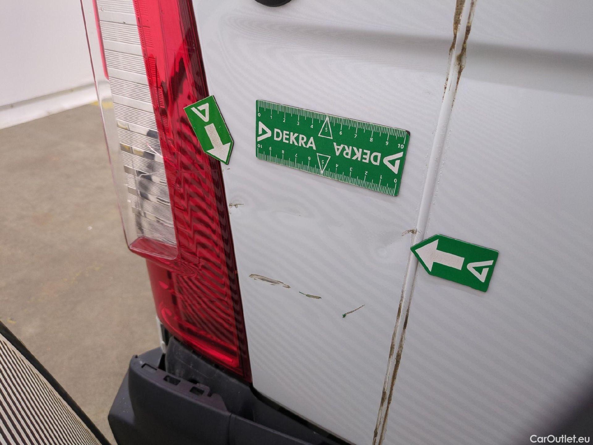  Renault  Master  Fourgon L2H2 3 5 Grand Confort dCi 130CV BVM6 E6 #95