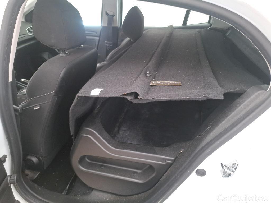  Renault  Megane  IV Berline 5pt. Société Air 1.5 dCi 90CV BVM6 E6 #81