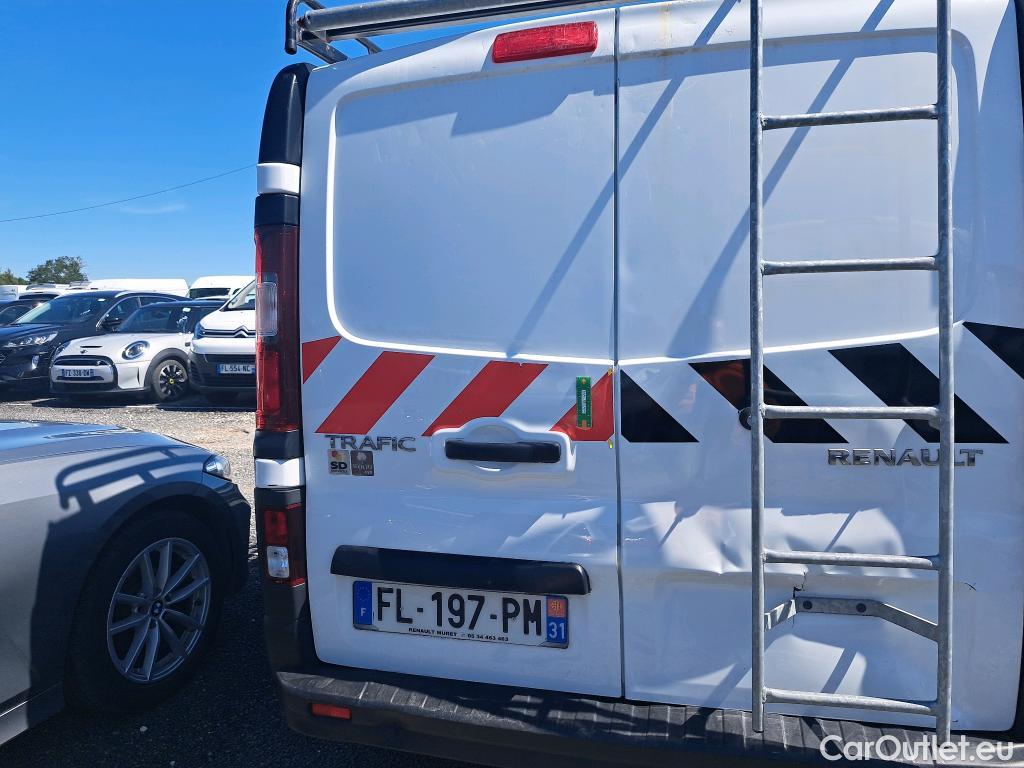  Renault  Trafic RENAULT  / 2019 / 4P / Fourgon tole FG GCF L2H1 1300 dCi 95 #18