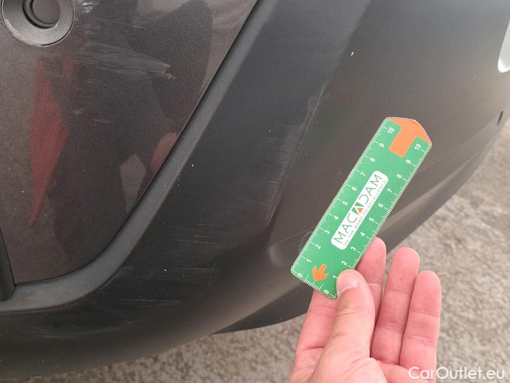  Citroen  C3  Shine Business 1.2 PureTech 110CV BVM6 E6d #20
