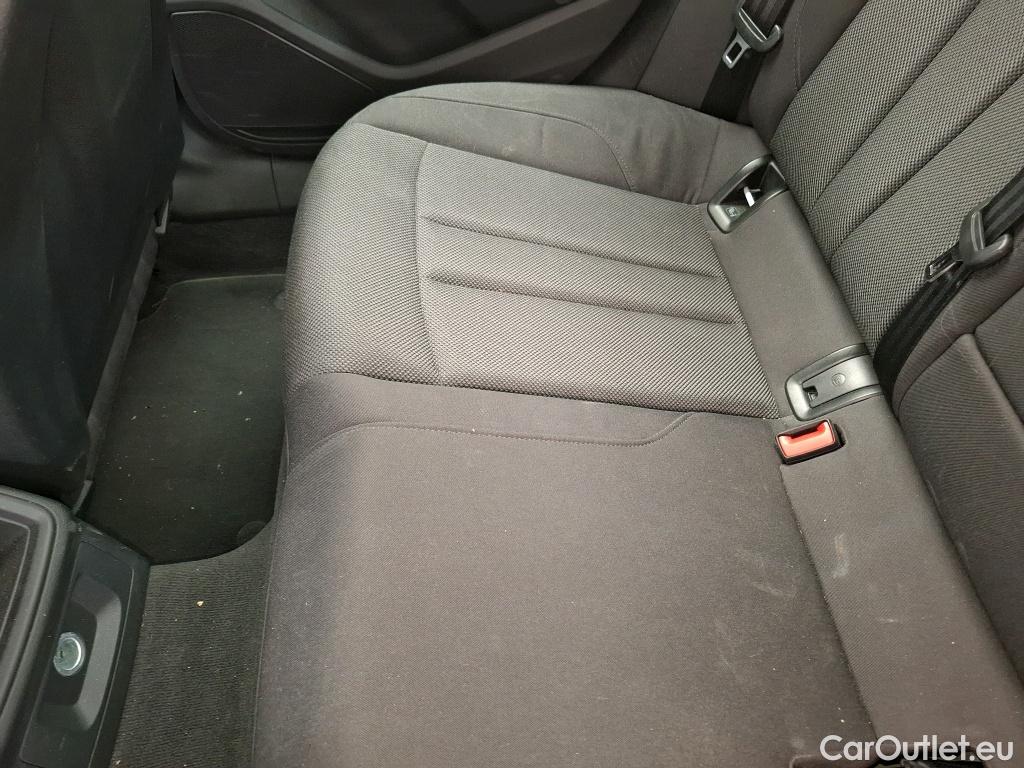  Audi  A4  Berline 2.0 TDI 150CV BVA7 E6 #64