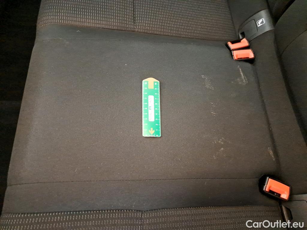  Nissan  Qashqai NISSAN  / 2021 / 5P / Crossover 1.3 MHEV 140 Business Edition / VO RECONDITIONNE - PHOTOS AVANT RECONDITIONNEMENT #9