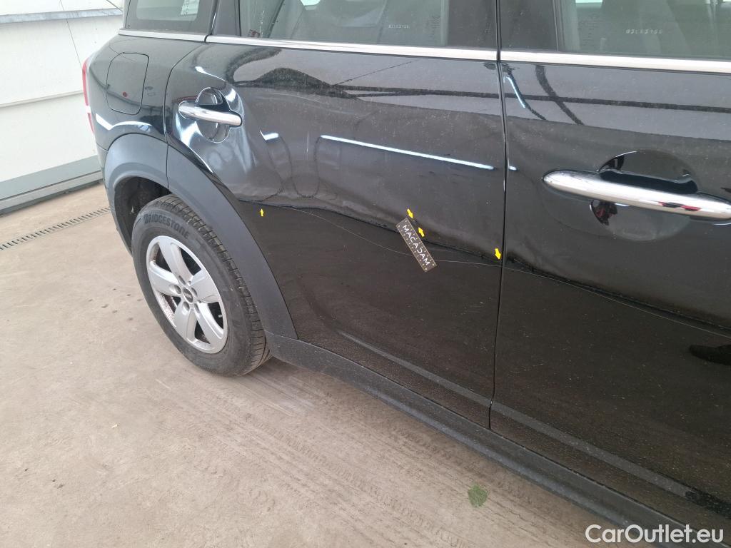  Mini  Countryman MINI  / 2020 / 5P / Crossover Cooper Business Design 136 ch BVM6 #24