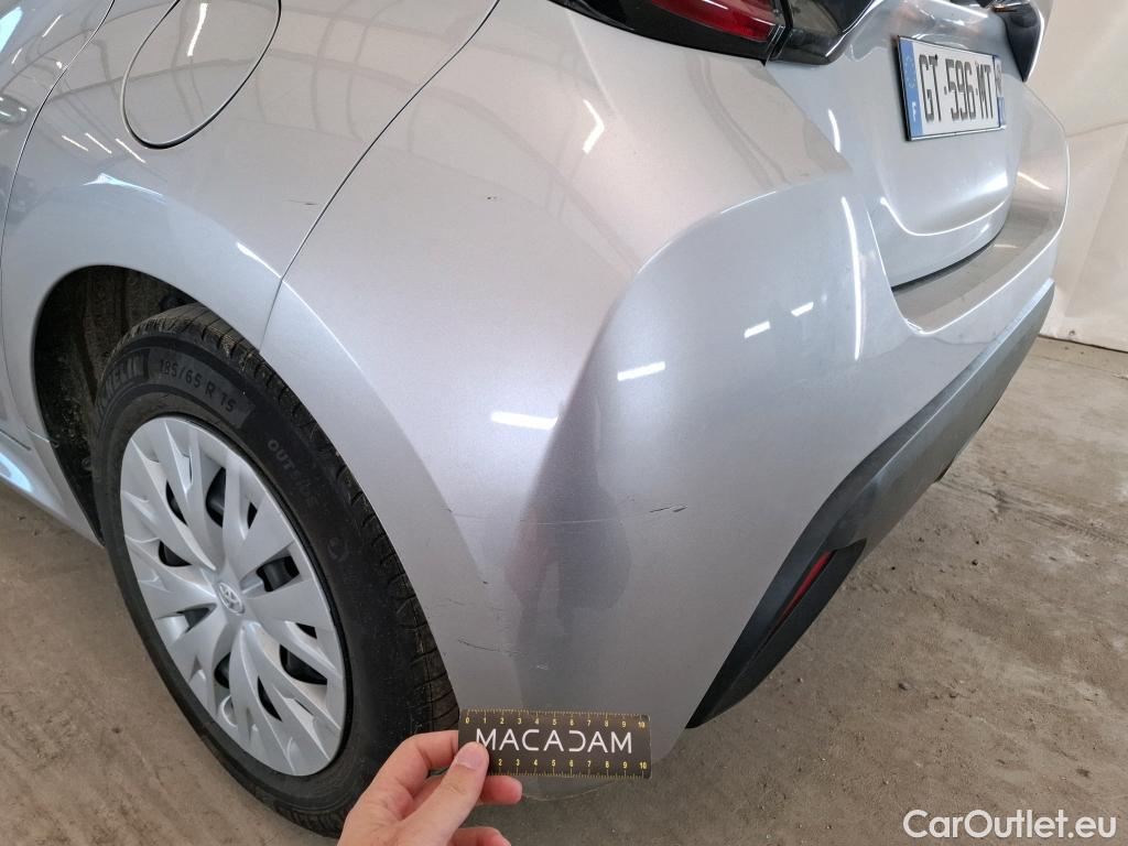  Toyota  Yaris TOYOTA  Hybride / 2019 / 5P / Berline Hybride 116h Dynamic Business Beyond Zer #13