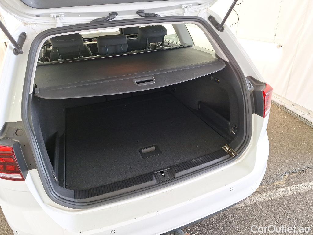  Volkswagen  Passat  Break Business 2.0 TDI 150CV BVA7 E6d / VO RECONDITIONNE - PHOTOS AVANT RECONDITIONNEMENT #3