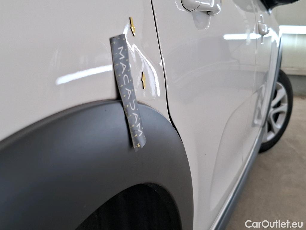  Citroen  C3  Société Feel 1.5 BlueHDI 100CV BVM6 E6d #7