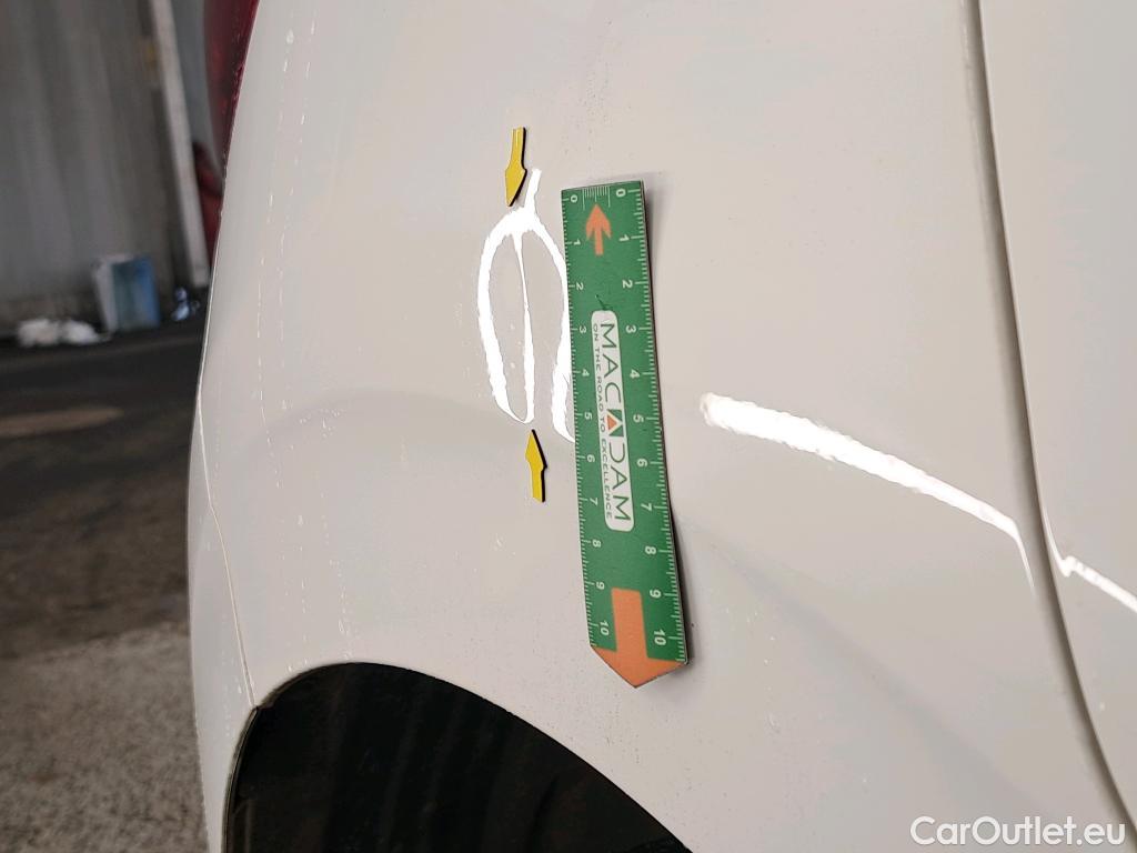  Citroen  C3  Société Live 1.2 PureTech 70CV BVM5 E6dT #2