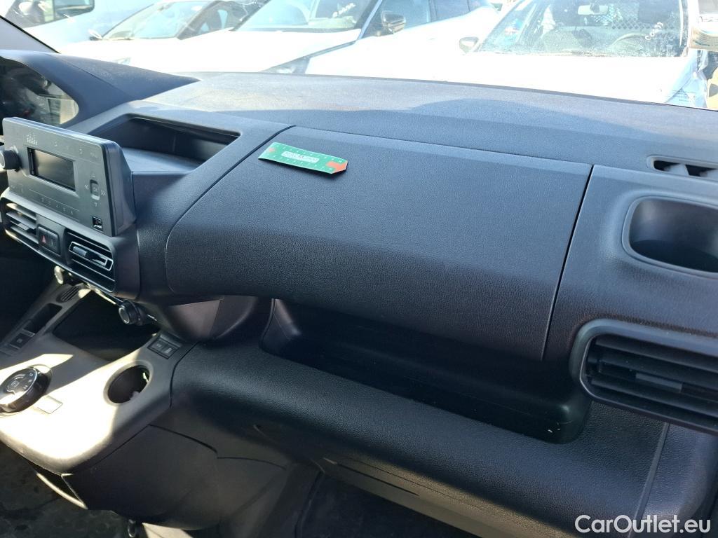  Peugeot  Partner  Premium L1 1.5 HDi 130CV BVA8 E6dT #15