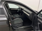  Volkswagen  Passat Variant 2.0 TDI SCR DSG Elegance Automatic Diesel  19 #6