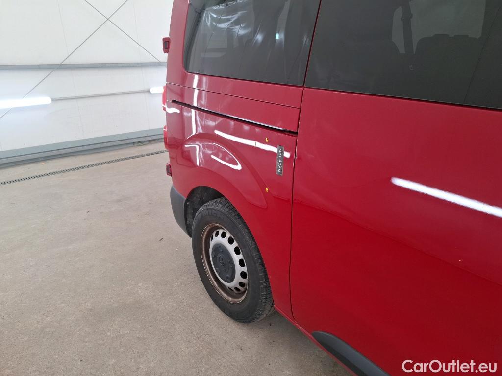  Toyota  Proace TOYOTA  4p Combi 1.5 D MEDIUM 120 D-4D DYNAMIC #18