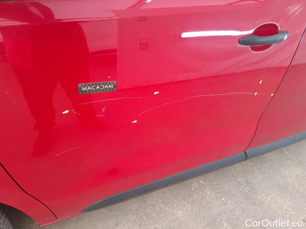  Toyota  Proace TOYOTA  4p Combi 1.5 D MEDIUM 120 D-4D DYNAMIC #36