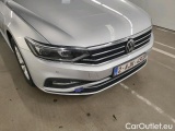  Volkswagen  Passat  2.0 TDI Style Business DSG 90kW/122pk  4D/P Auto-7 #31