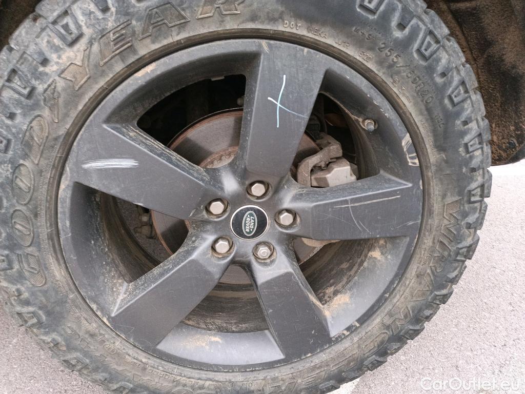  Land Rover  Defender LAND ROVER  / 2019 / 5P / todoterreno 2.0 P300 SI4 SE 110 Auto 4WD #25