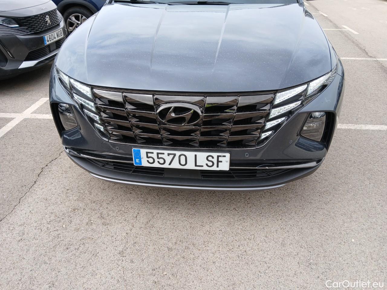  Hyundai  Tucson HYUNDAI  / 2020 / 5P / todoterreno 1.6 TGDI PHEV 195kW Tecno Sky Auto 4x4 #4