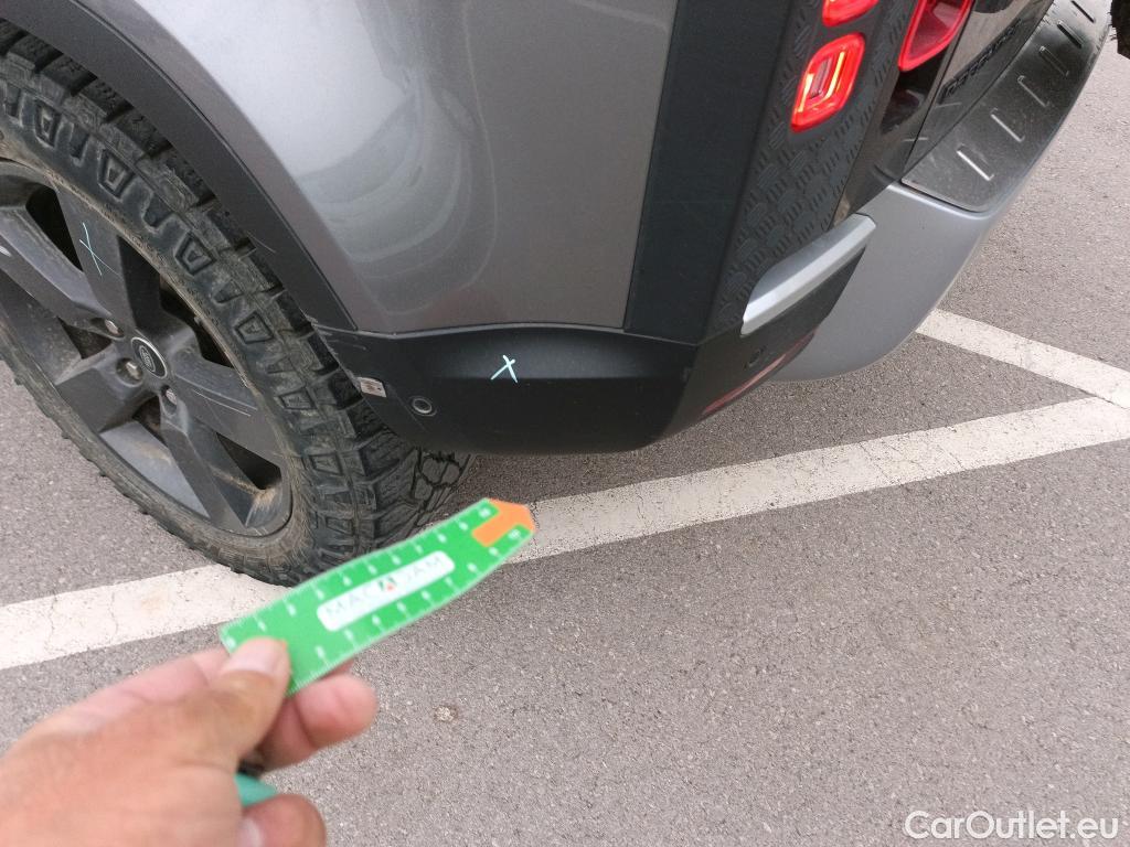  Land Rover  Defender LAND ROVER  / 2019 / 5P / todoterreno 2.0 P300 SI4 SE 110 Auto 4WD #38