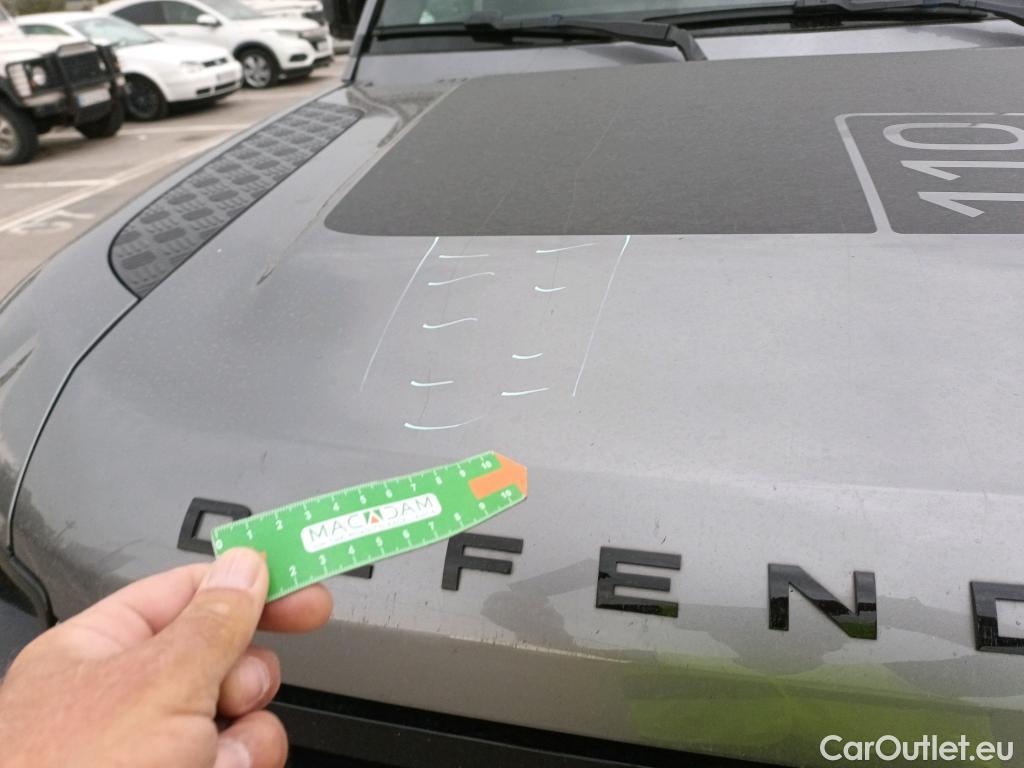  Land Rover  Defender LAND ROVER  / 2019 / 5P / todoterreno 2.0 P300 SI4 SE 110 Auto 4WD #11