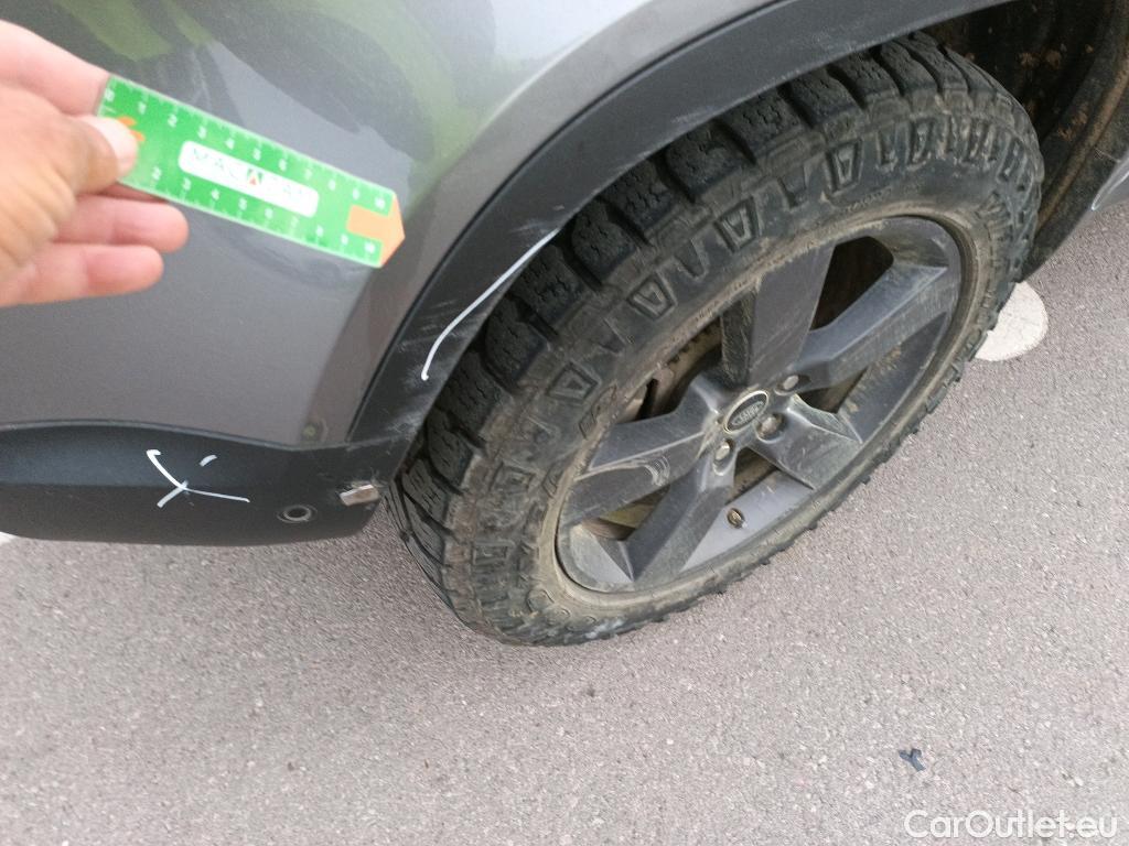 Land Rover  Defender LAND ROVER  / 2019 / 5P / todoterreno 2.0 P300 SI4 SE 110 Auto 4WD #56