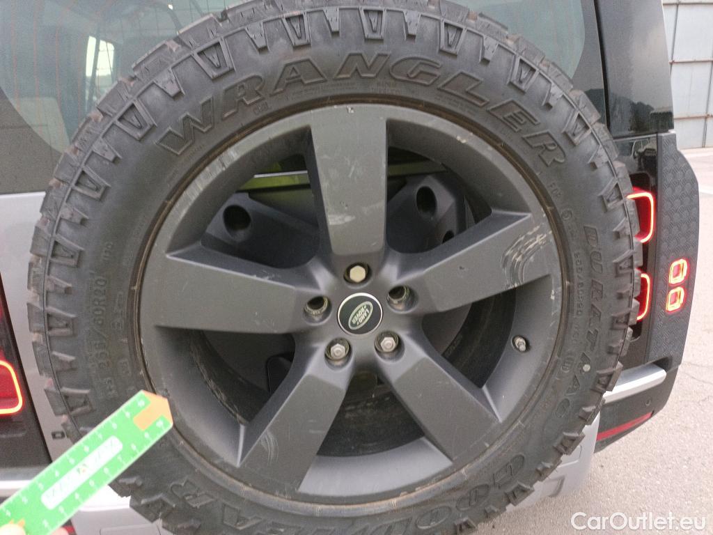  Land Rover  Defender LAND ROVER  / 2019 / 5P / todoterreno 2.0 P300 SI4 SE 110 Auto 4WD #32