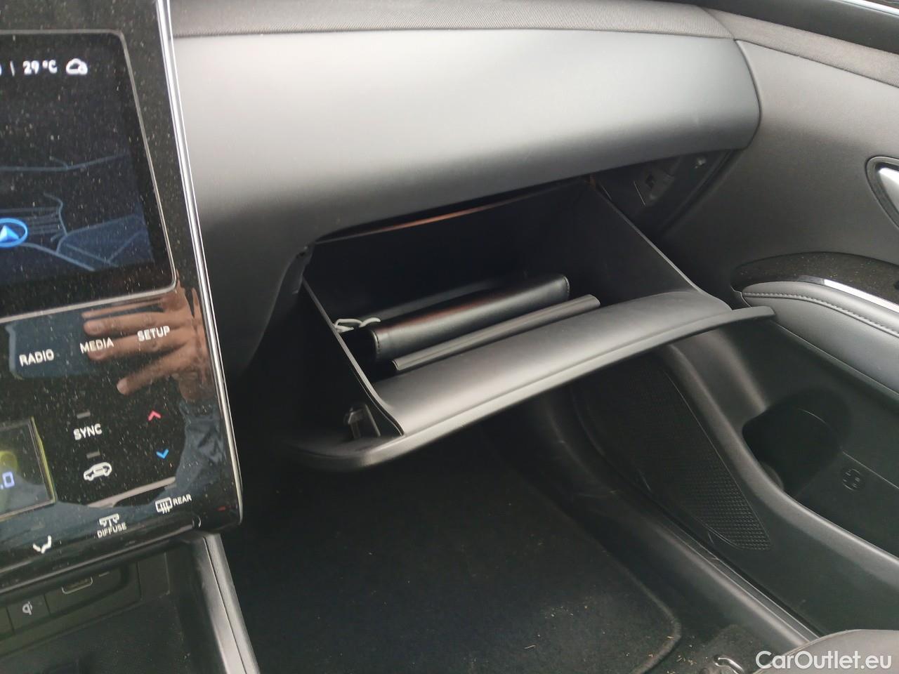  Hyundai  Tucson HYUNDAI  / 2020 / 5P / todoterreno 1.6 TGDI PHEV 195kW Tecno Sky Auto 4x4 #2