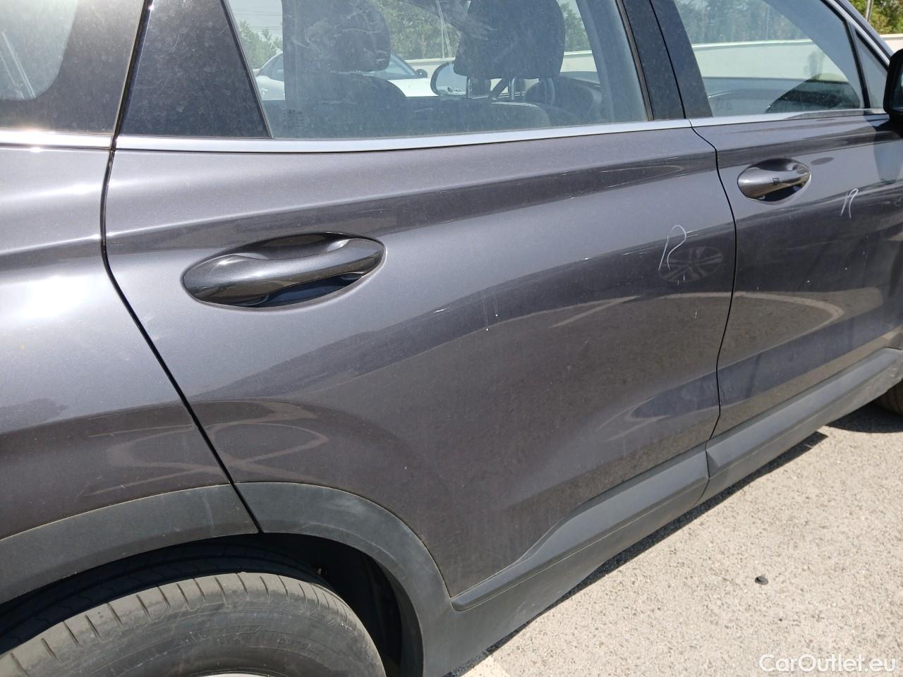 Land Rover  Discovery HYUNDAI Santa Fe / 2021 / 5P / todoterreno 1.6 TGDi HEV Klass Auto 4x2 #19