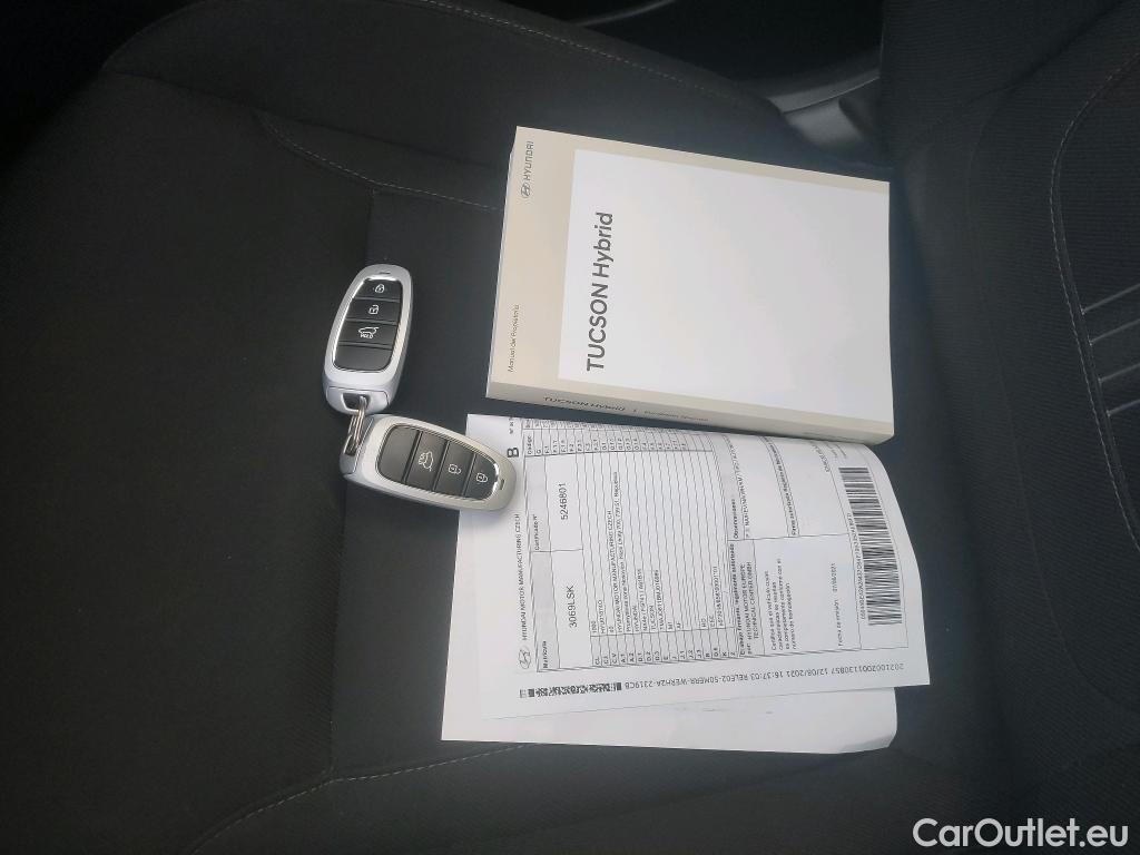  Hyundai  Tucson HYUNDAI  / 2020 / 5P / todoterreno 1.6 TGDI 169kW HEV Tecno Sky Auto #16