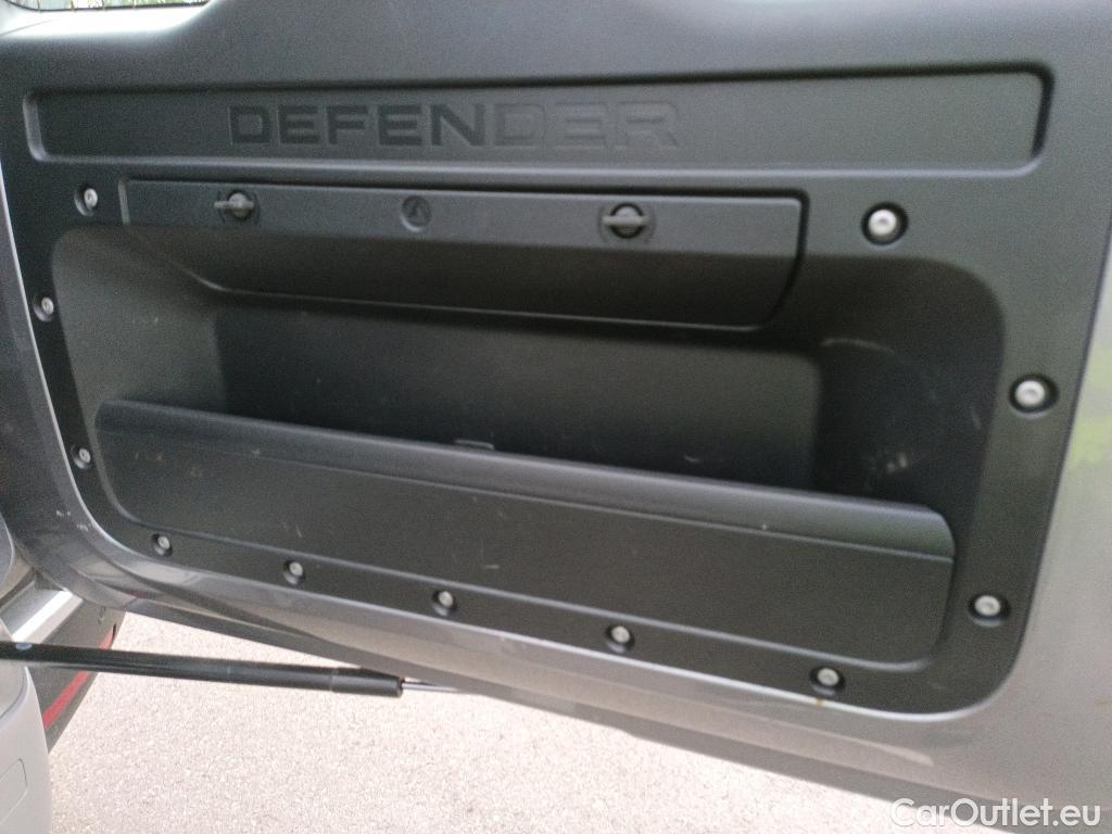 Land Rover  Defender LAND ROVER  / 2019 / 5P / todoterreno 2.0 P300 SI4 SE 110 Auto 4WD #42