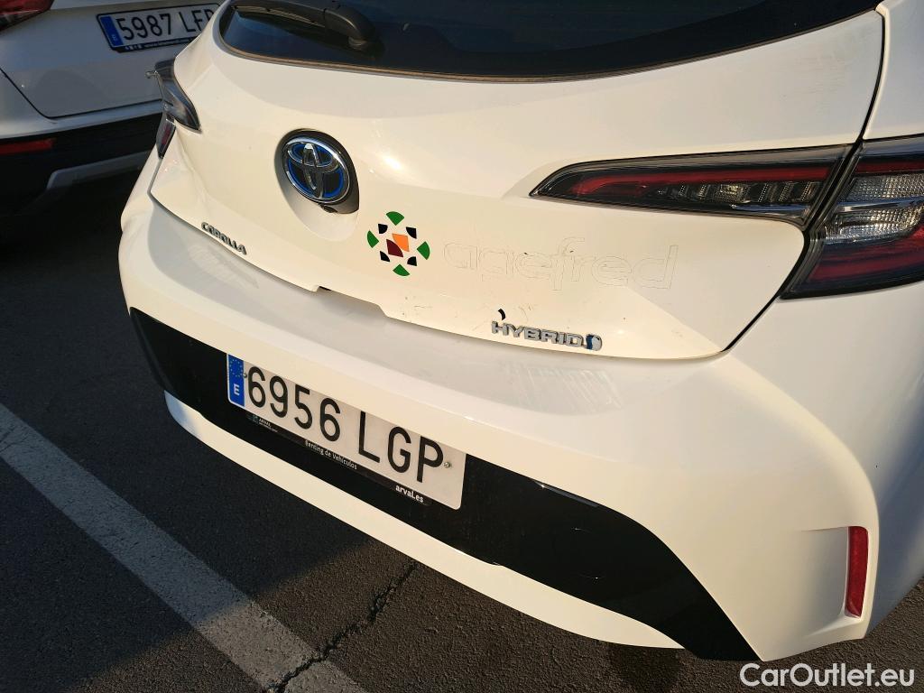  Toyota  Corolla TOYOTA  / 2019 / 5P / berlina con portón 1.8 125H BUSINESS PLUS E-CVT #16