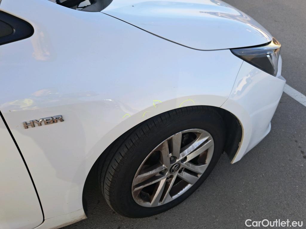  Toyota  Corolla TOYOTA  / 2019 / 5P / berlina con portón 1.8 125H BUSINESS PLUS E-CVT #12