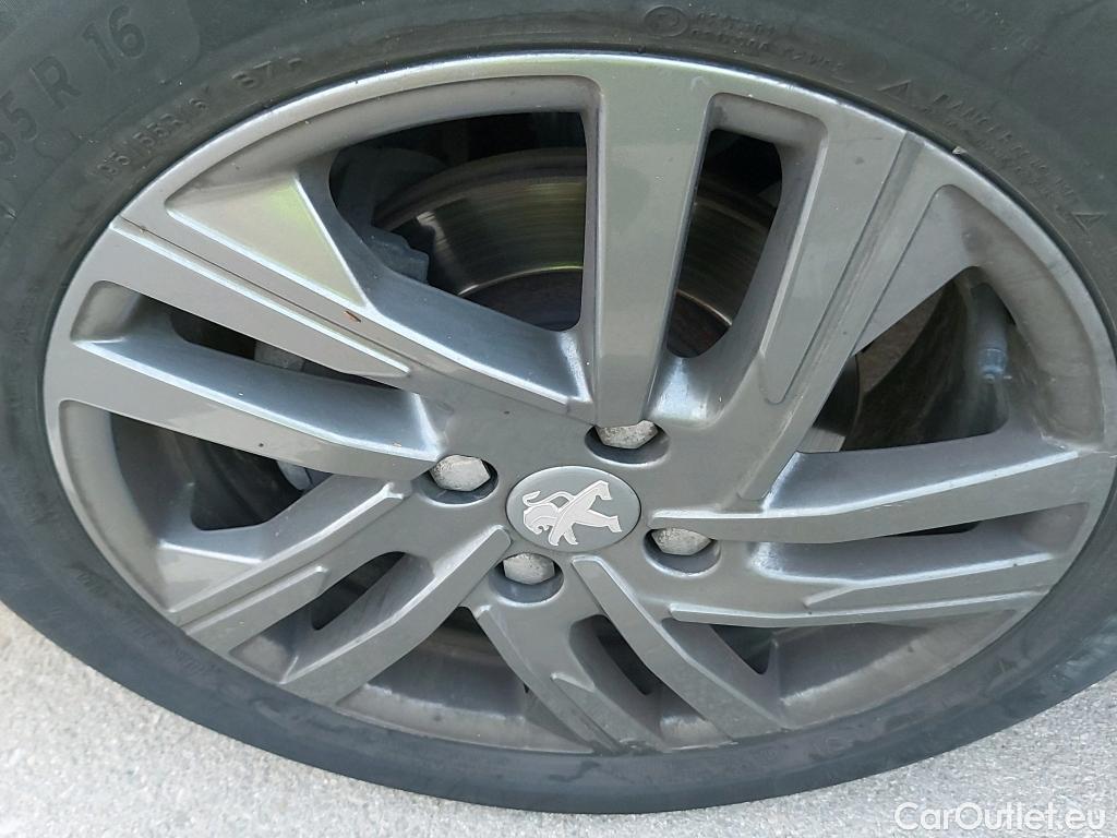  Peugeot  208  Active Pack 1.2 Puretech 75CV MT5 E6d #8