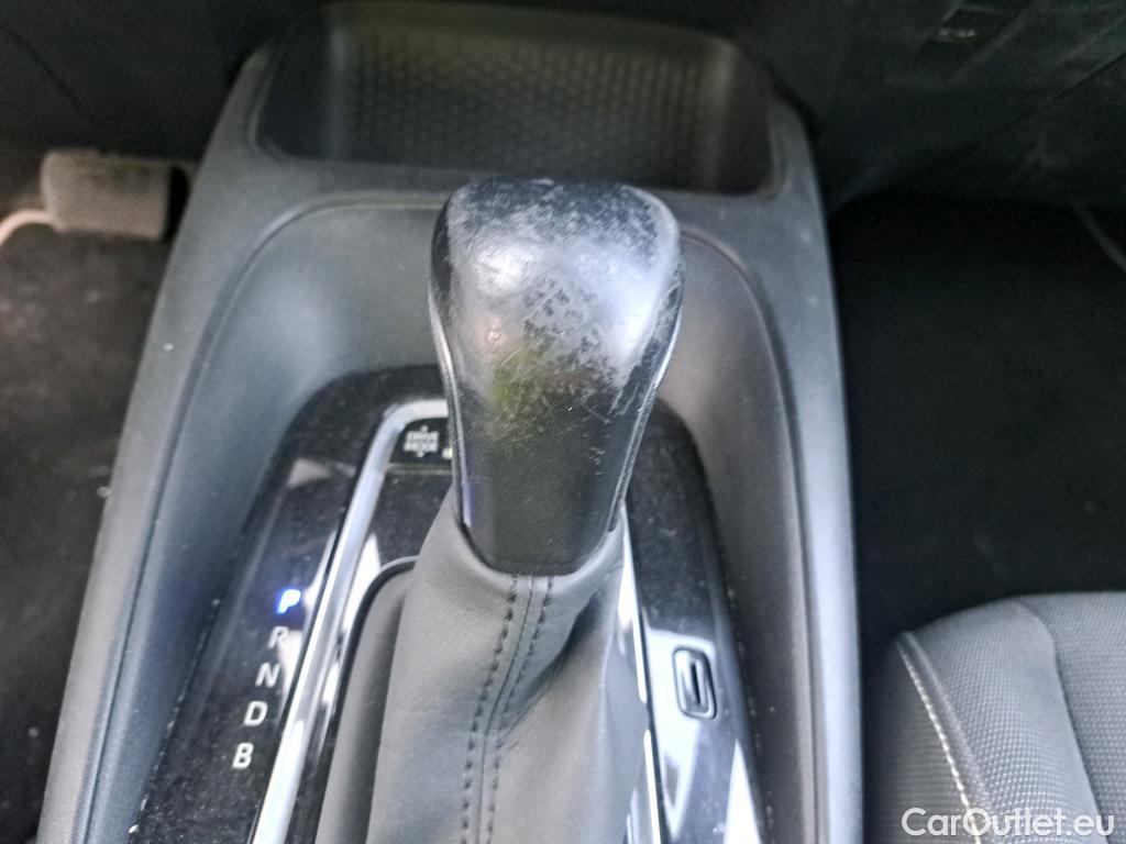  Toyota  Corolla TOYOTA  / 2019 / 5P / berlina con portón 1.8 125H BUSINESS PLUS E-CVT #14